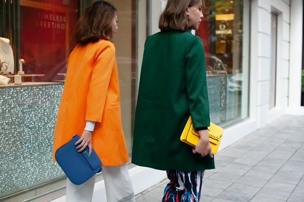 Wie finden Frauen ihren individuellen Stil in der Modewelt?